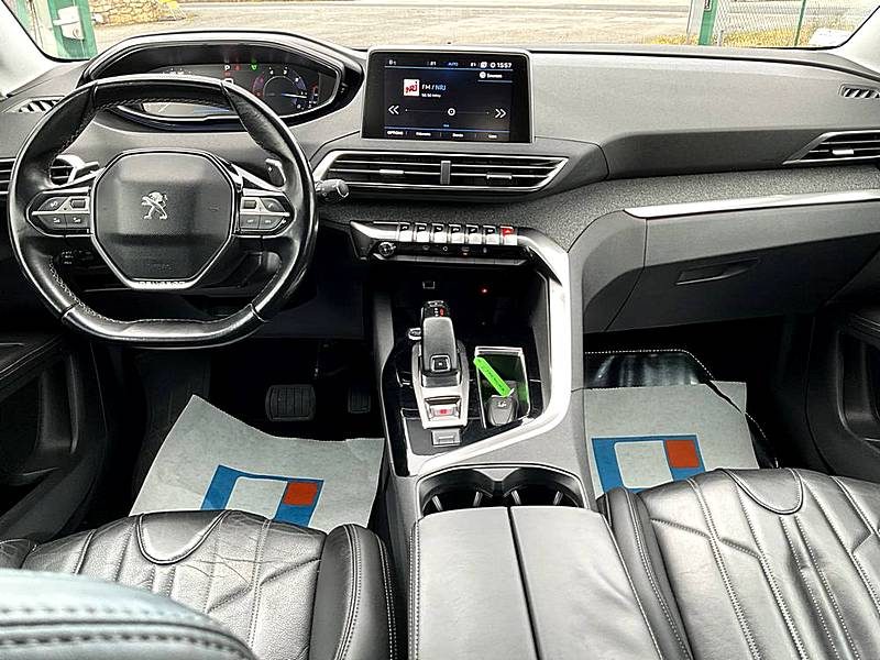 PEUGEOT 3008 2018