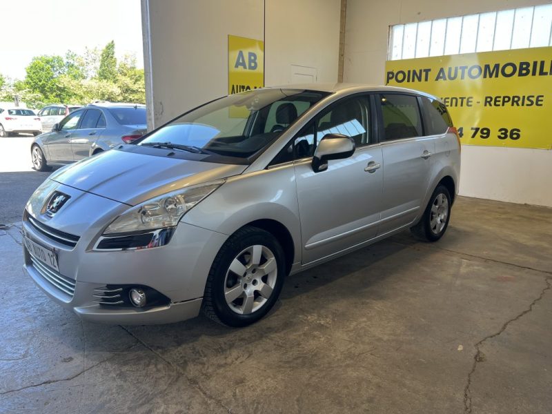 PEUGEOT 5008 2012 7 pl