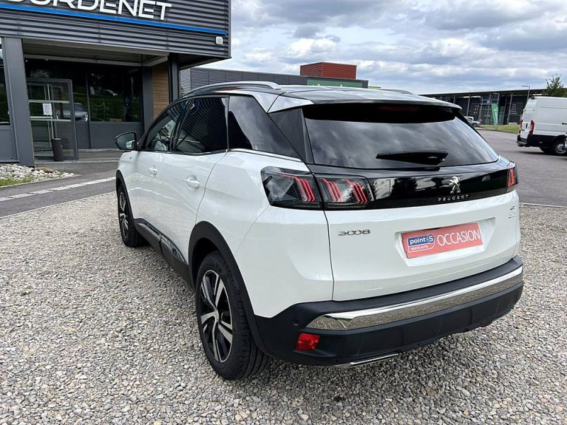 PEUGEOT 3008 2021