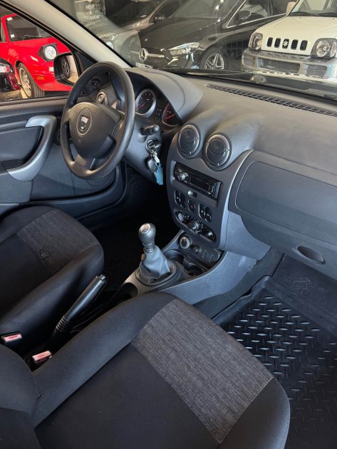 DACIA DUSTER 1.5Dci 90cv 4x4 - Distribution Neuve - CT OK - Révisée 