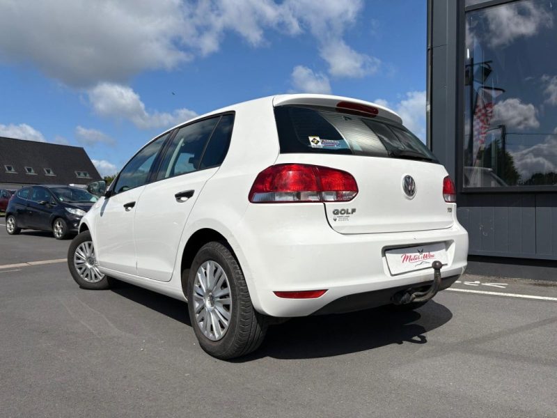 VOLKSWAGEN GOLF 2010