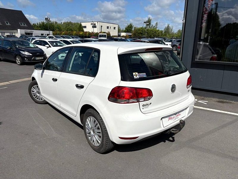 VOLKSWAGEN GOLF 2010