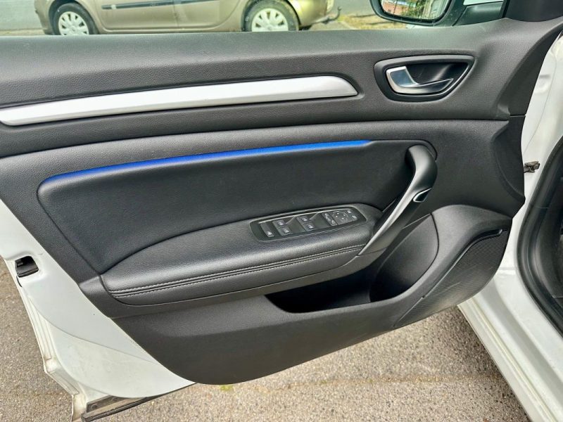 RENAULT MEGANE IV 2021