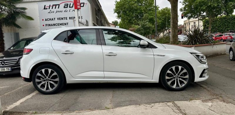 RENAULT MEGANE IV 2021