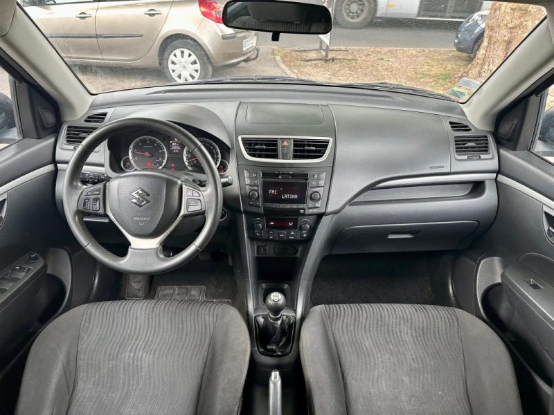 SUZUKI SWIFT 2011