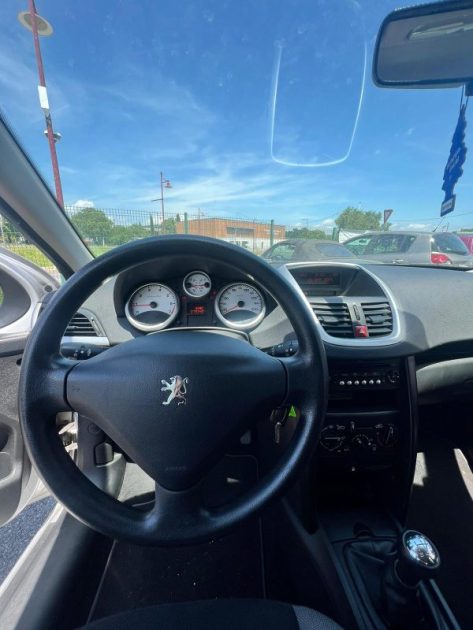 PEUGEOT  207 Urban 1.4 VTI 95CV / Moteur à chaine / CT OK 