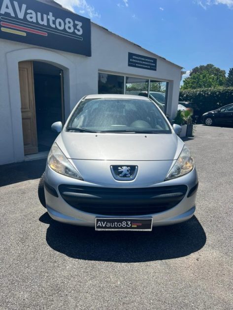 PEUGEOT  207 Urban 1.4 VTI 95CV / Moteur à chaine / CT OK 