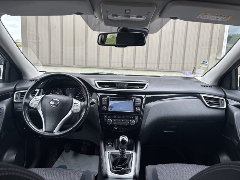 NISSAN QASHQAI 2016