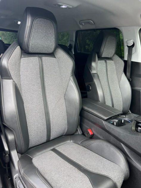 PEUGEOT 5008 2020