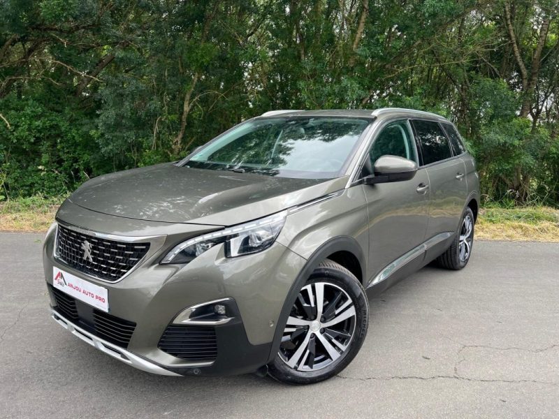 PEUGEOT 5008 2020