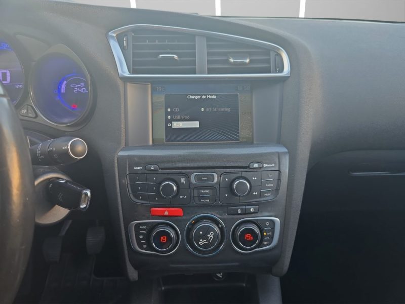 CITROEN C4 *FINITION PACK EXCLUSIVE*.
