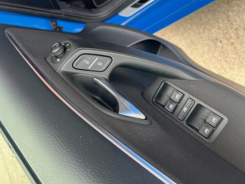 VOLKSWAGEN POLO 2016