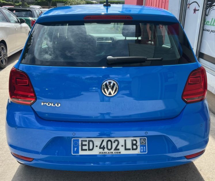 VOLKSWAGEN POLO 2016