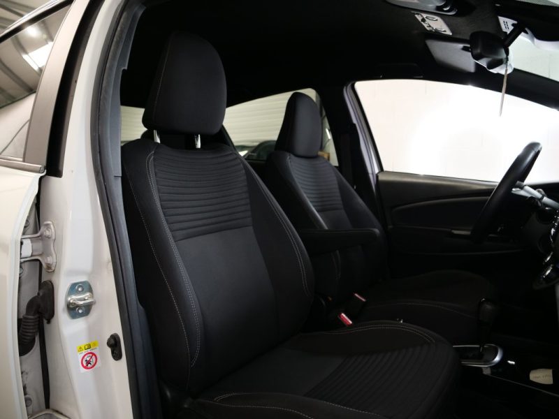 TOYOTA YARIS HYBRID 2018