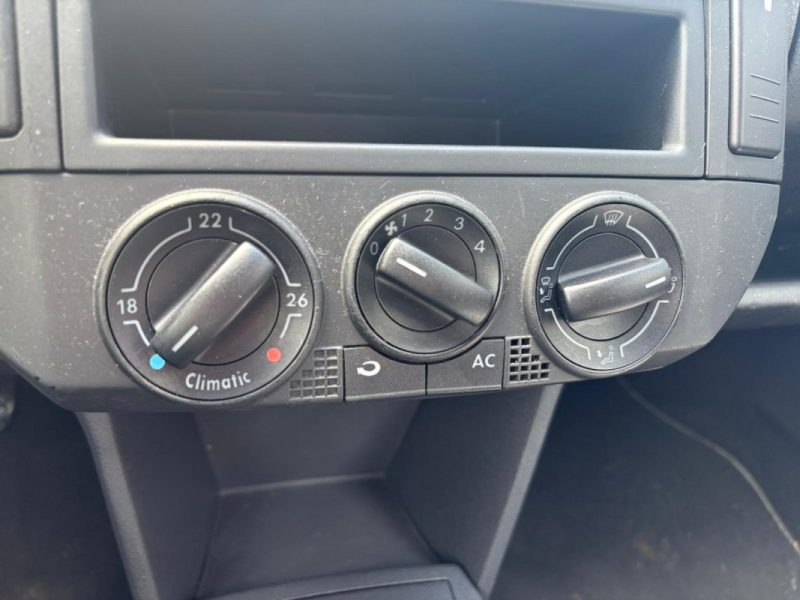VOLKSWAGEN POLO 2008