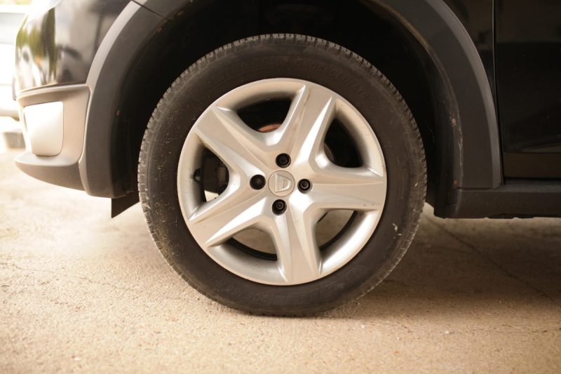 DACIA SANDERO STEPWAY  2013 AMBIANCE 5CV CRITAIR 2