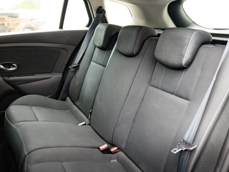 RENAULT MEGANE III Grandtour 2012