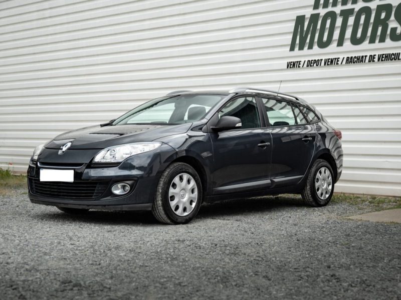 RENAULT MEGANE III Grandtour 2012