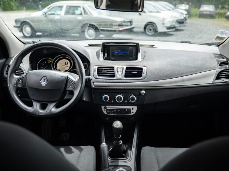 RENAULT MEGANE III Grandtour 2012