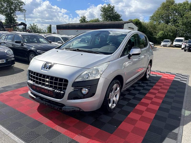 PEUGEOT 3008 2011
