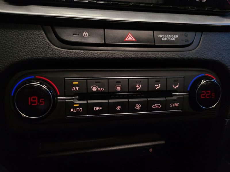 KIA XCEED 1.0 T-GDI 120cv LAUNCH / TOIT OUVRANT / CARPLAY / CAMERA DE RECUL / VIRTUAL COCKPIT / PARK