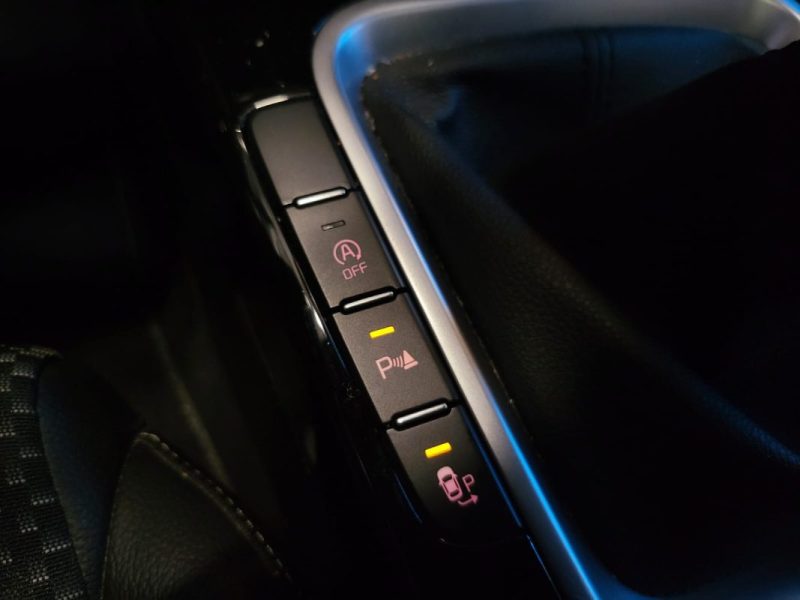 KIA XCEED 1.0 T-GDI 120cv LAUNCH / TOIT OUVRANT / CARPLAY / CAMERA DE RECUL / VIRTUAL COCKPIT / PARK