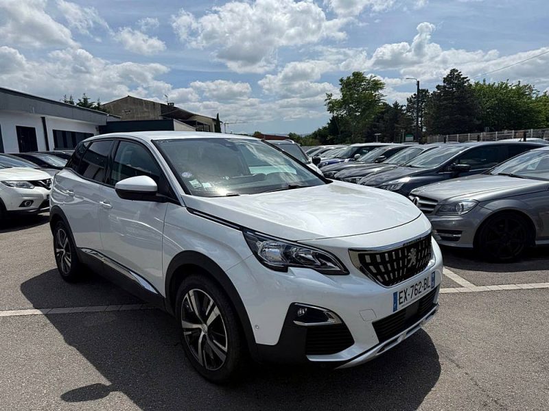 PEUGEOT 3008 2018