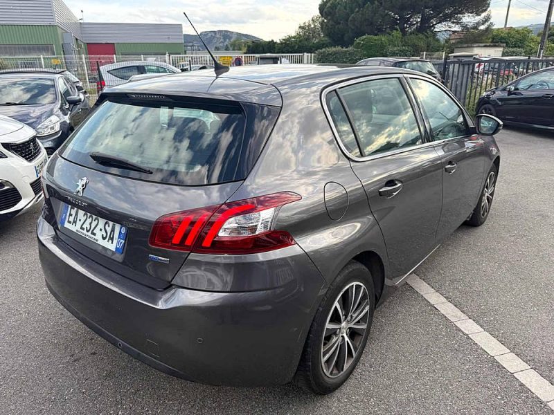 PEUGEOT 308 2016