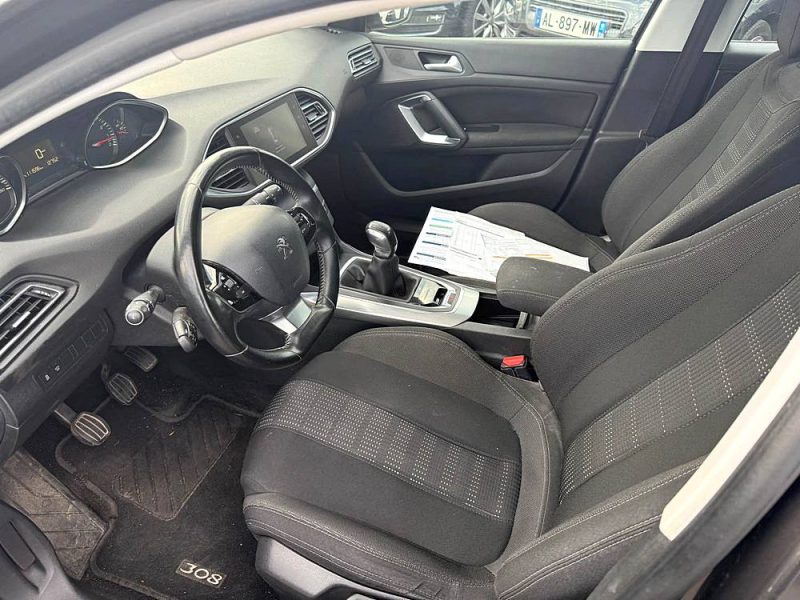 PEUGEOT 308 2016