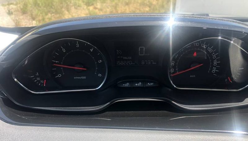 PEUGEOT 208 active 2013 12 mois de garantie