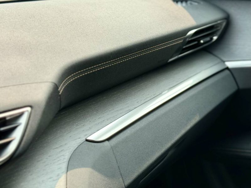 PEUGEOT 5008 II 2.0 BLUEHDI 180 S&S GT LINE EAT8 7 PLACES