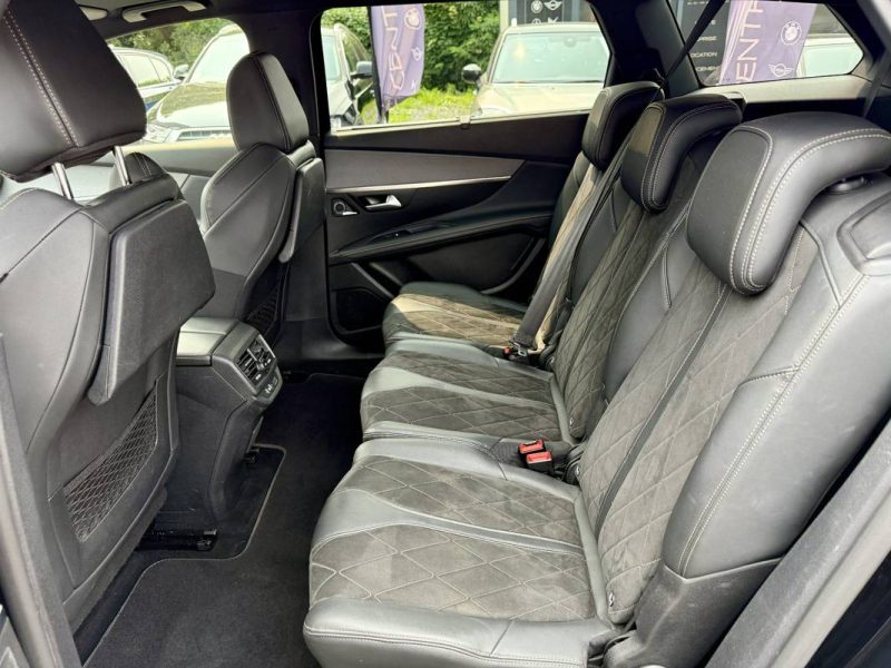 PEUGEOT 5008 II 2.0 BLUEHDI 180 S&S GT LINE EAT8 7 PLACES