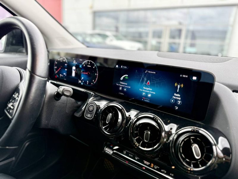 MERCEDES GLA II 200 D BUSINESS LINE DCT