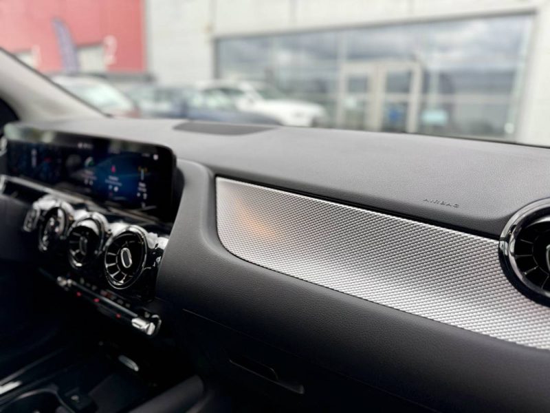 MERCEDES GLA II 200 D BUSINESS LINE DCT