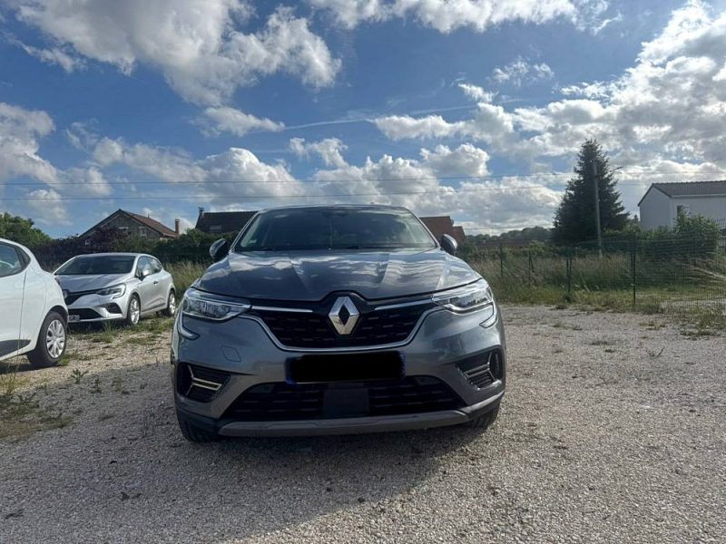 RENAULT ARKANA E-TECH 145CV BUSINESS