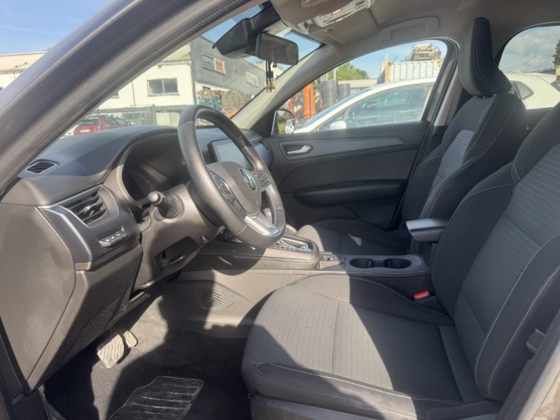 RENAULT ARKANA E-TECH 145CV BUSINESS
