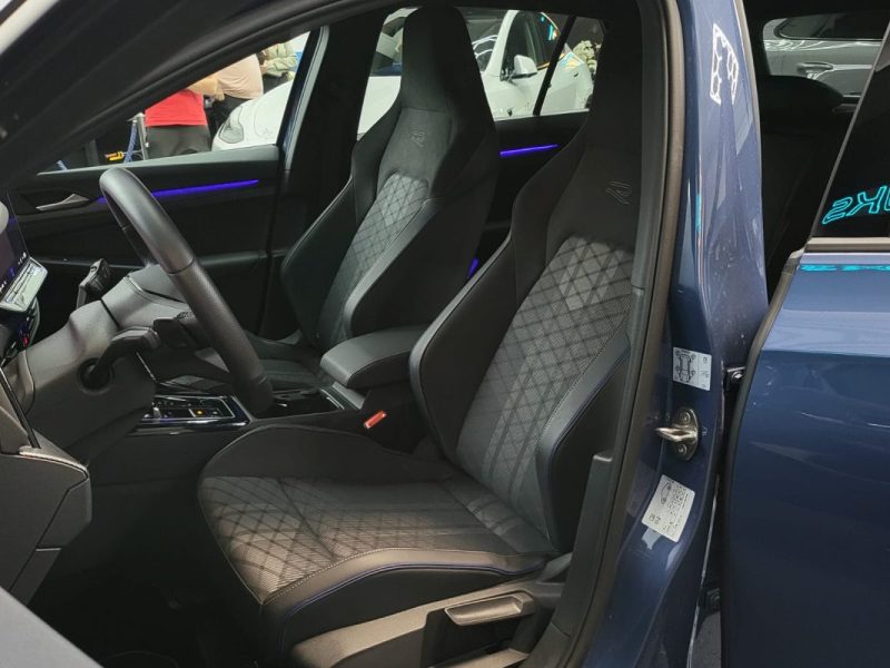 VOLKSWAGEN GOLF VIII 1.5 e-TSi 150cv R-Line DSG7