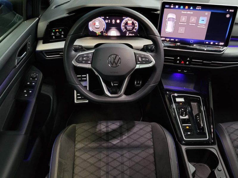 VOLKSWAGEN GOLF VIII 1.5 e-TSi 150cv R-Line DSG7