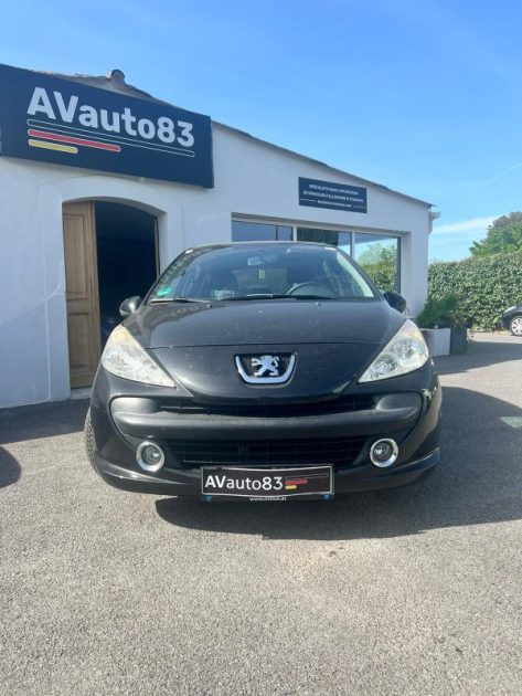PEUGEOT  207 2008 1.4 VTI 95CV / Moteur à Chaine / Bluetooth / CT OK 