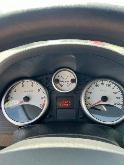 PEUGEOT  207 2008 1.4 VTI 95CV / Moteur à Chaine / Bluetooth / CT OK 