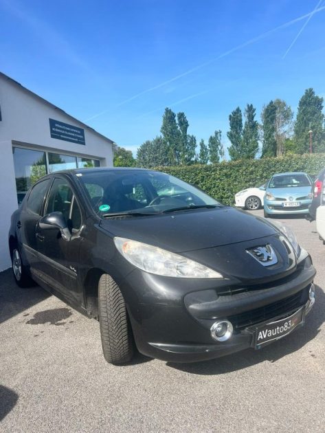 PEUGEOT  207 2008 1.4 VTI 95CV / Moteur à Chaine / Bluetooth / CT OK 