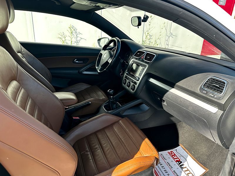 VOLKSWAGEN SCIROCCO 1.4 TSI 160cv CARAT EDITION - VENTE A PRO OU MARCHAND