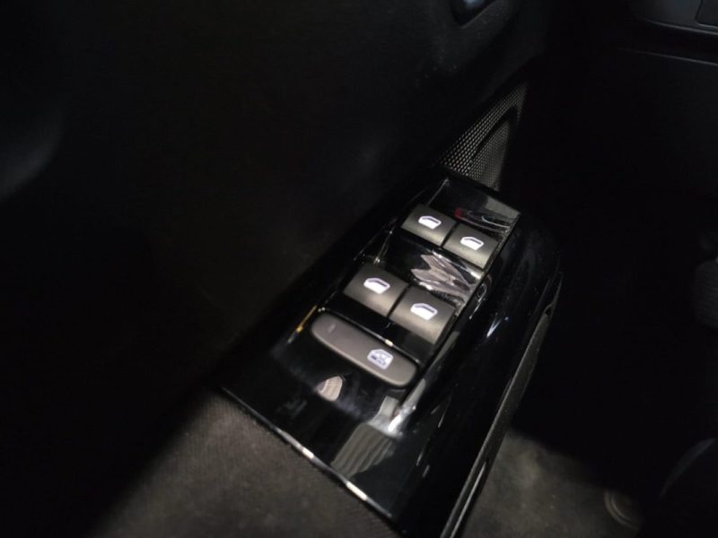 CITROEN C3 1.2 82CH SHINE / CARPLAY / RADAR DE RECUL / COURROIE DE DISTRI CHANGEE 