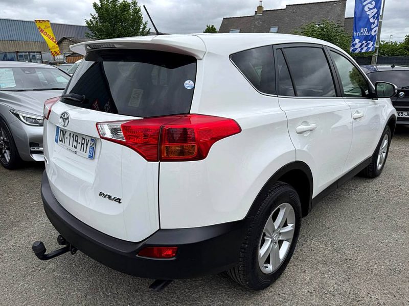 TOYOTA RAV4 2.0 D-4D 124 LIFE 2WD