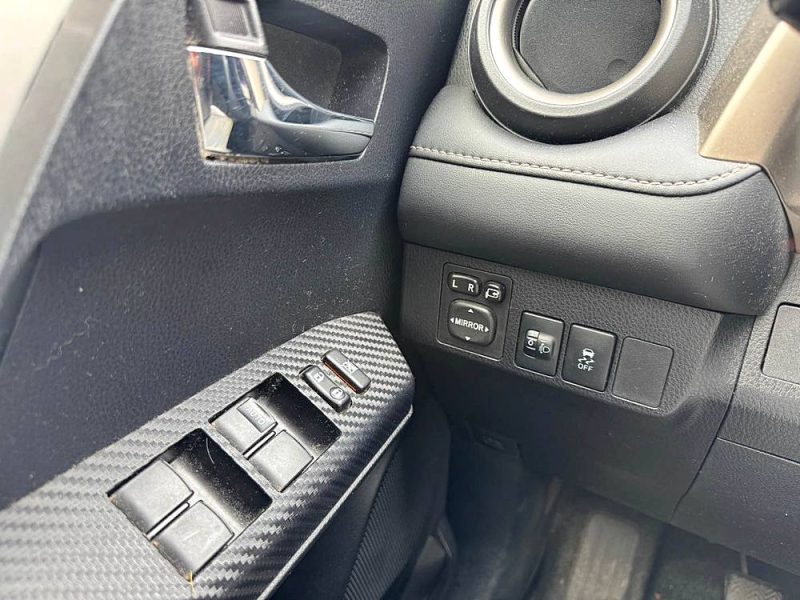 TOYOTA RAV4 2.0 D-4D 124 LIFE 2WD