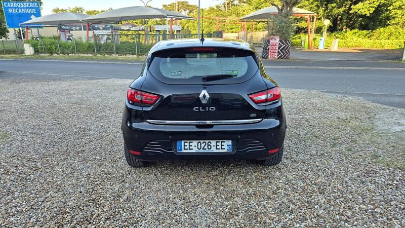 RENAULT CLIO 2016