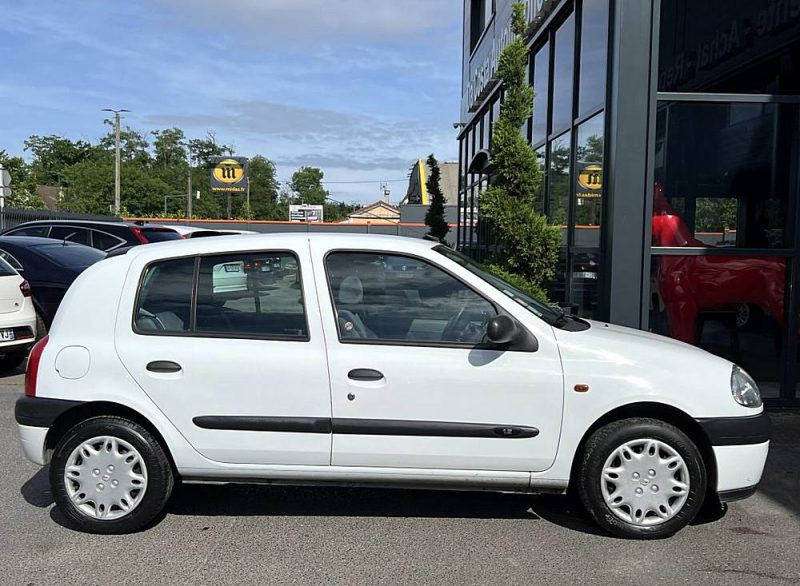 RENAULT CLIO 2 II RTE 1.2 i 60 Cv 56 300 Kms 5 PORTES EXCELLENT ETAT - GARANTIE 1 AN
