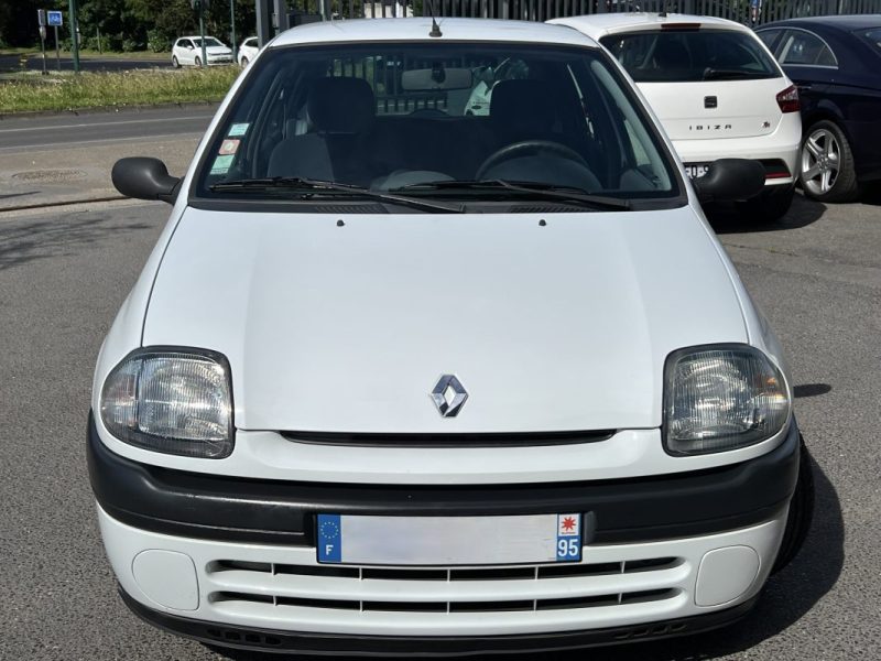 RENAULT CLIO 2 II RTE 1.2 i 60 Cv 56 300 Kms 5 PORTES EXCELLENT ETAT - GARANTIE 1 AN