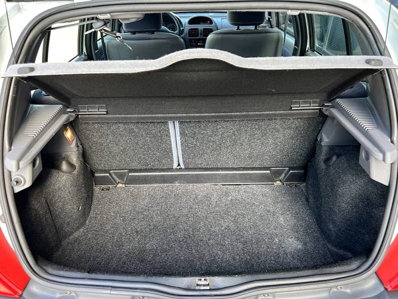 RENAULT CLIO 2 II RTE 1.2 i 60 Cv 56 300 Kms 5 PORTES EXCELLENT ETAT - GARANTIE 1 AN