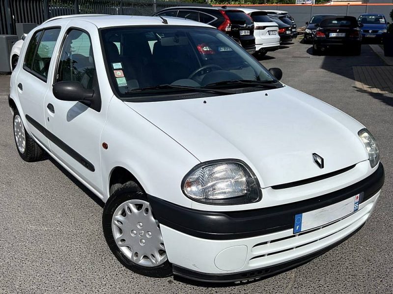 RENAULT CLIO 2 II RTE 1.2 i 60 Cv 56 300 Kms 5 PORTES EXCELLENT ETAT - GARANTIE 1 AN